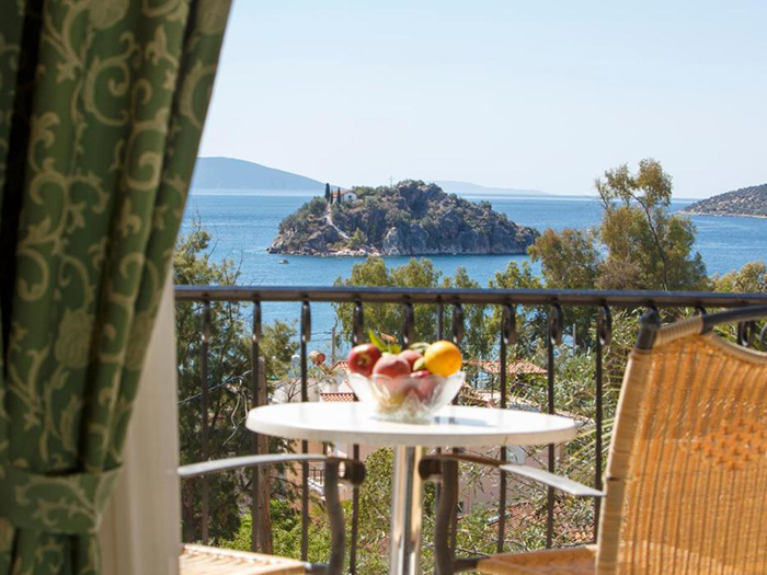 Проживание