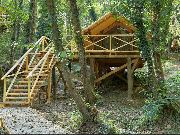 Проживание